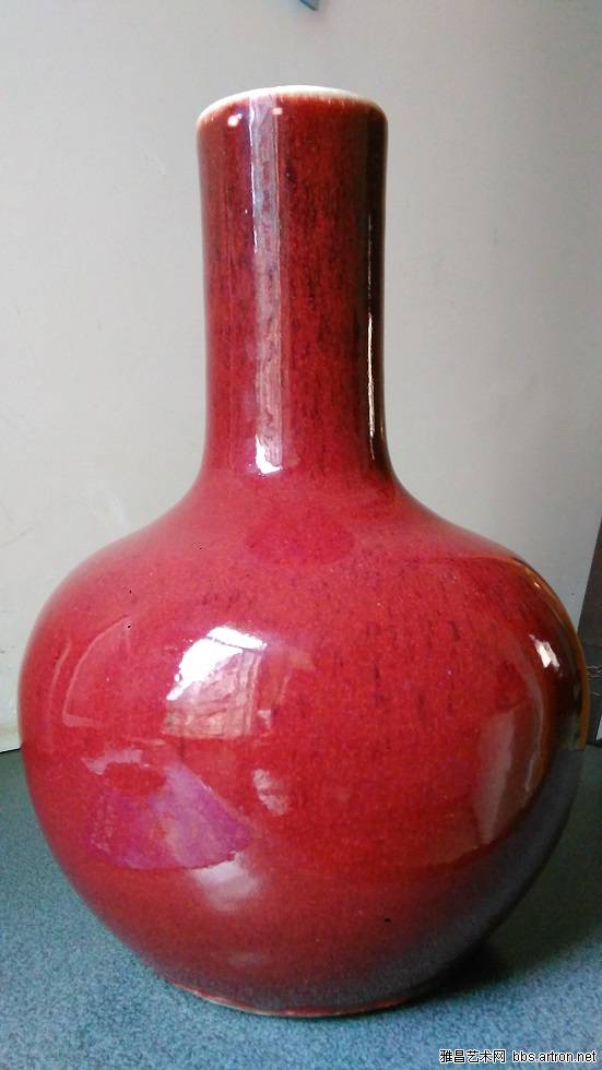 天球瓶高33公分(郎窑红釉凝厚)又称牛血红